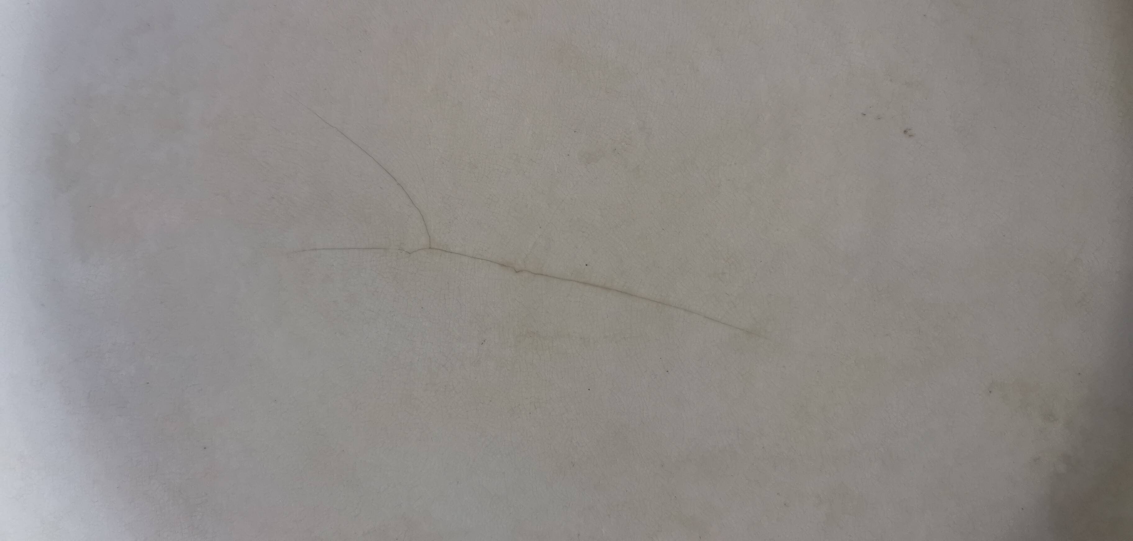 Round earthenware dish "butterflies" model Manufacture Impériale et royale Nimy de Belgique