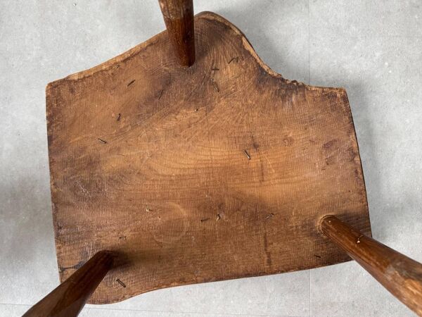 Table d'appoint en tronc d'arbre rustique du milieu du siècle