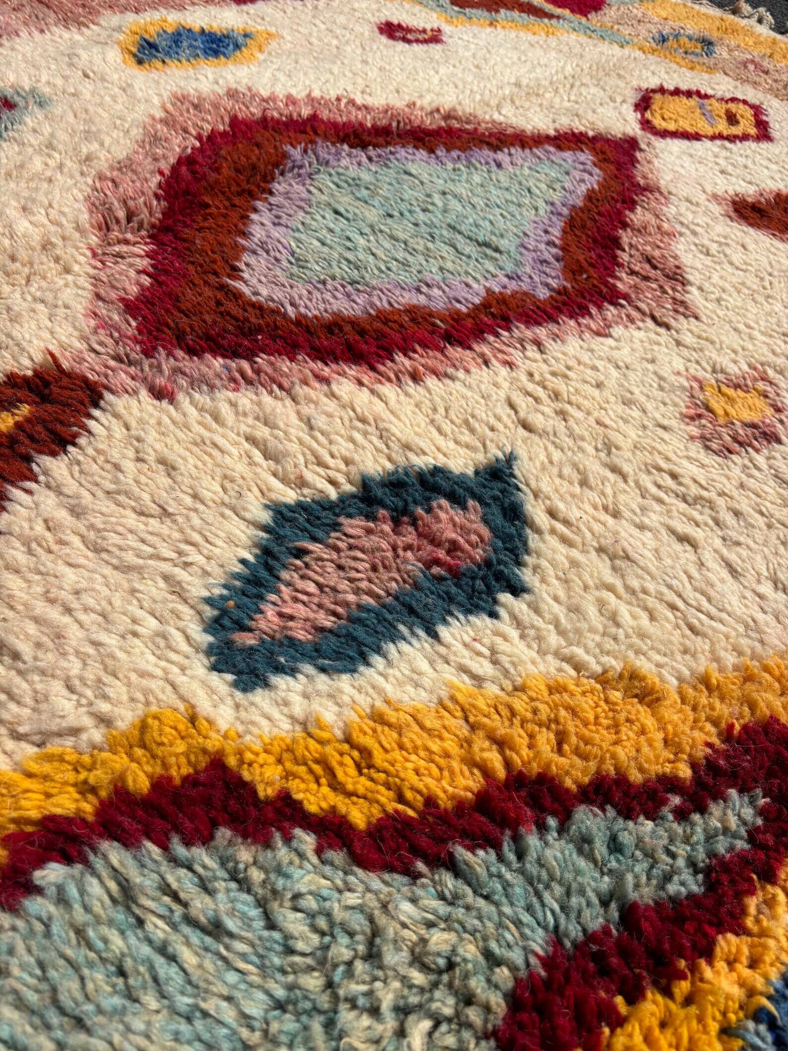 Tapis berbère M’rirt 190x310 cm – Laine épaisse – Multicolore – Fait mai