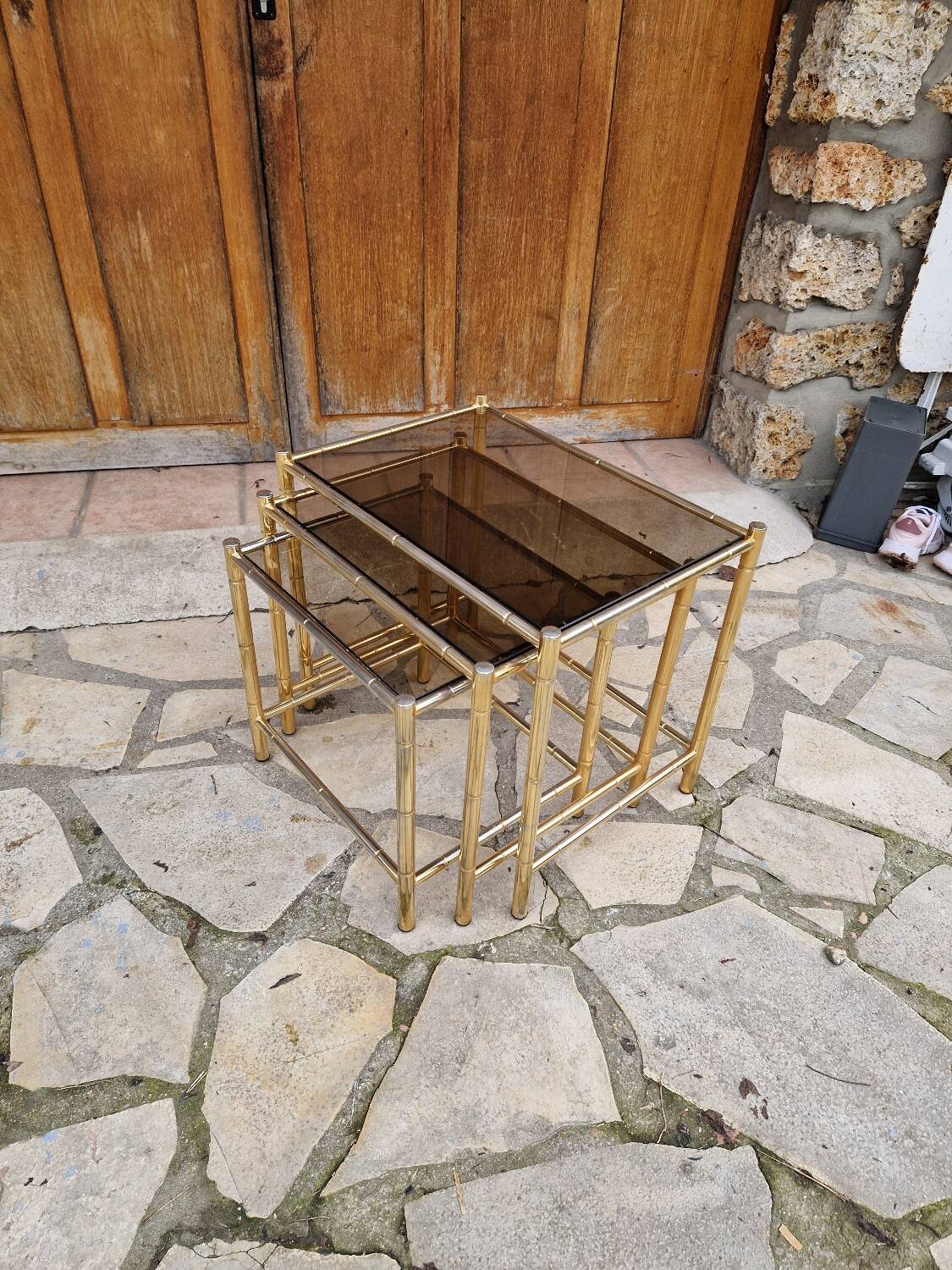 Vintage nesting coffee table