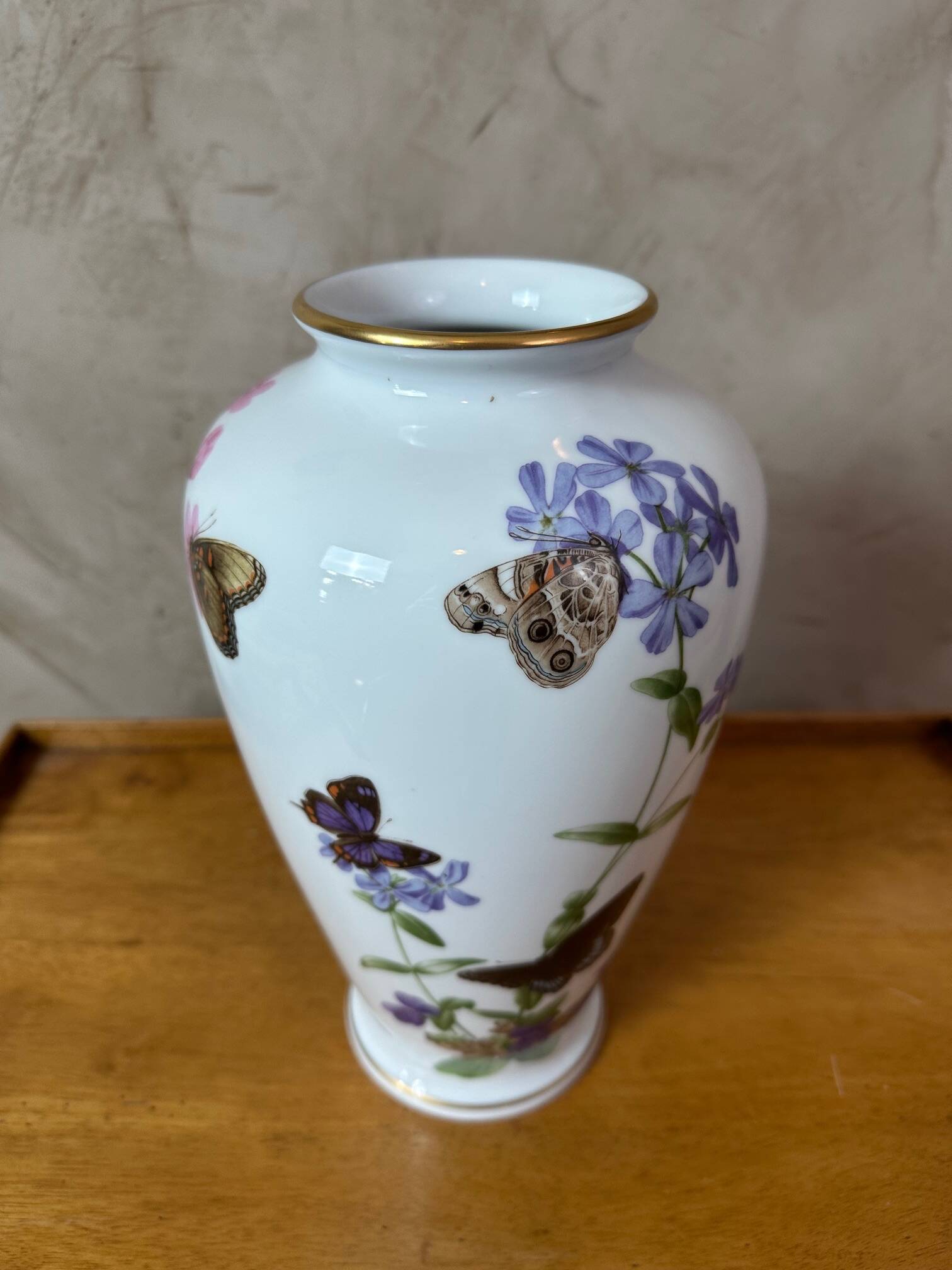 Porcelain vase