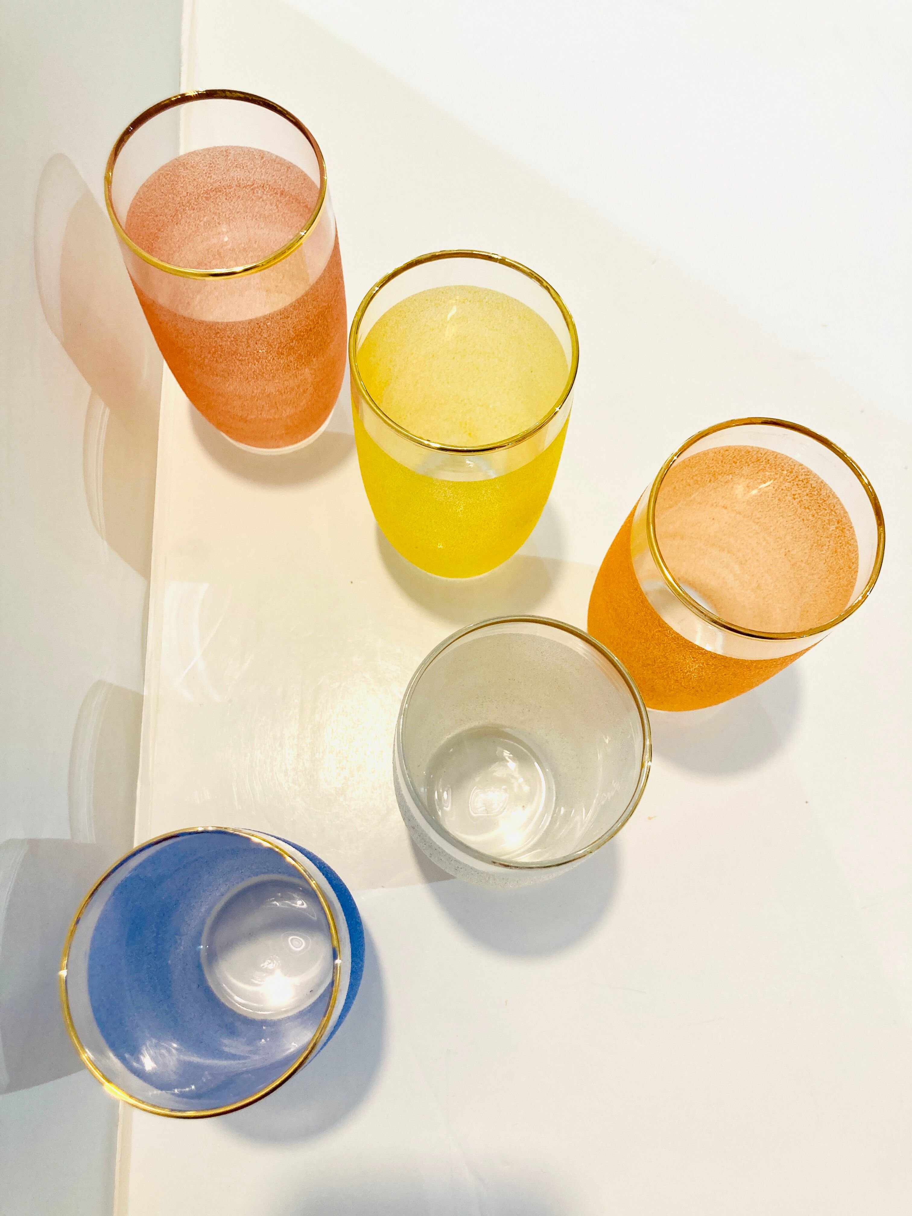 X5 multicolor granite glasses from the 50s/retro/kitchen/vintage