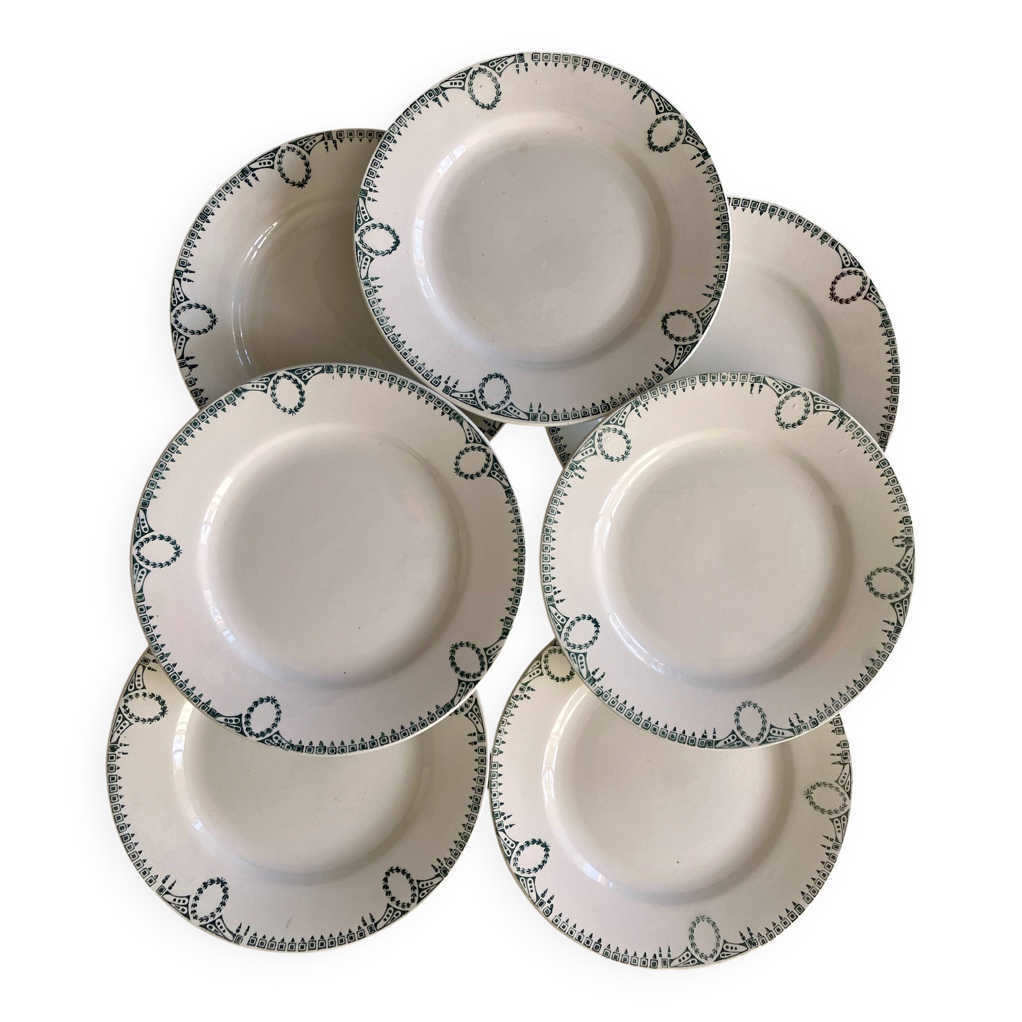 7 flat plates St Amand ironstone model 418