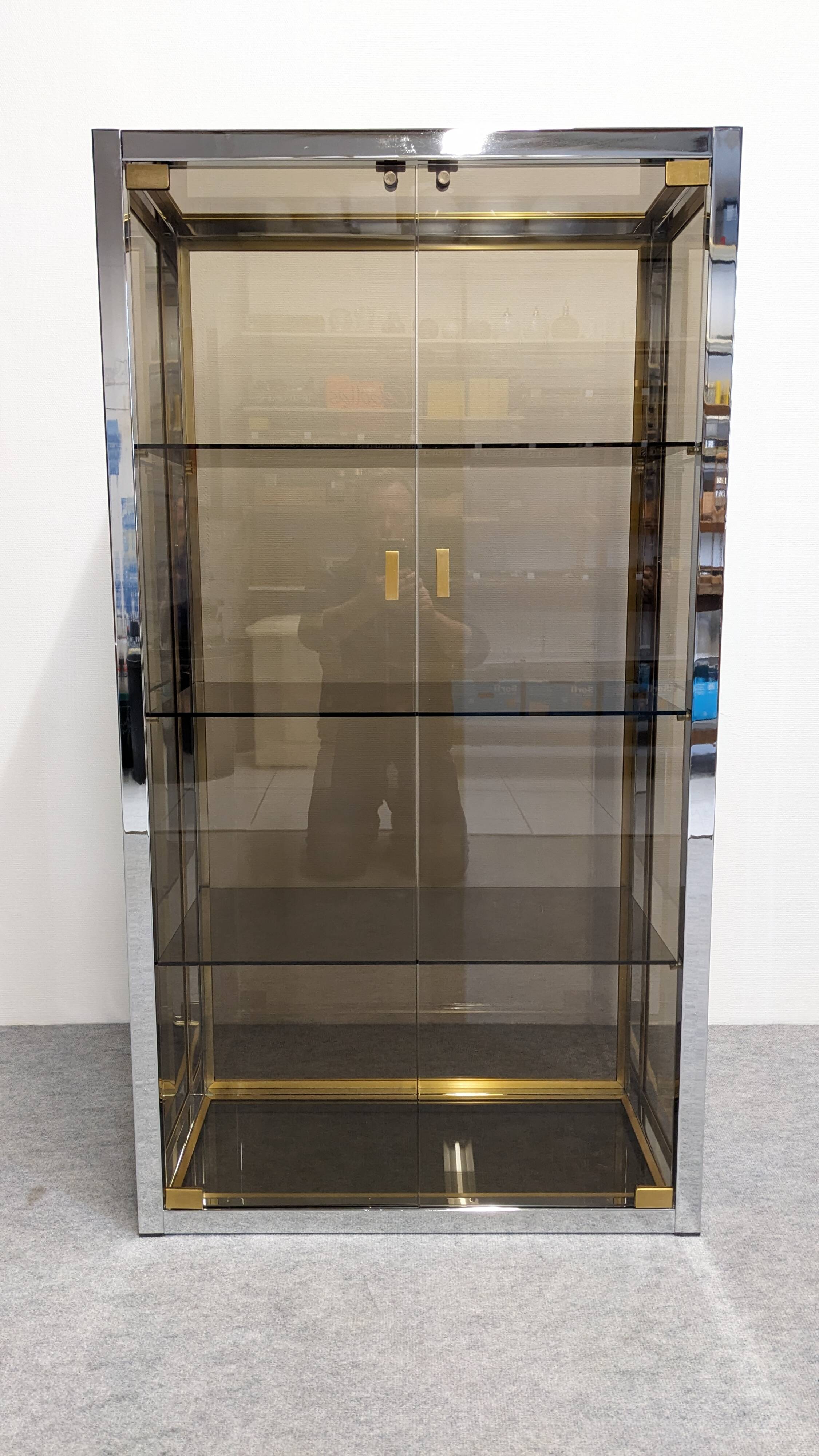 Hollywood Regency display cabinet by Renato Zevi, Italy circa 1970
