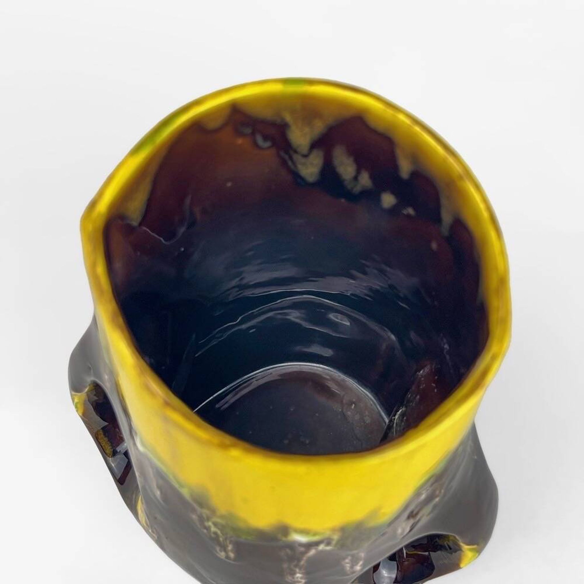 Vase with handle in glazed ceramic with vintage drips