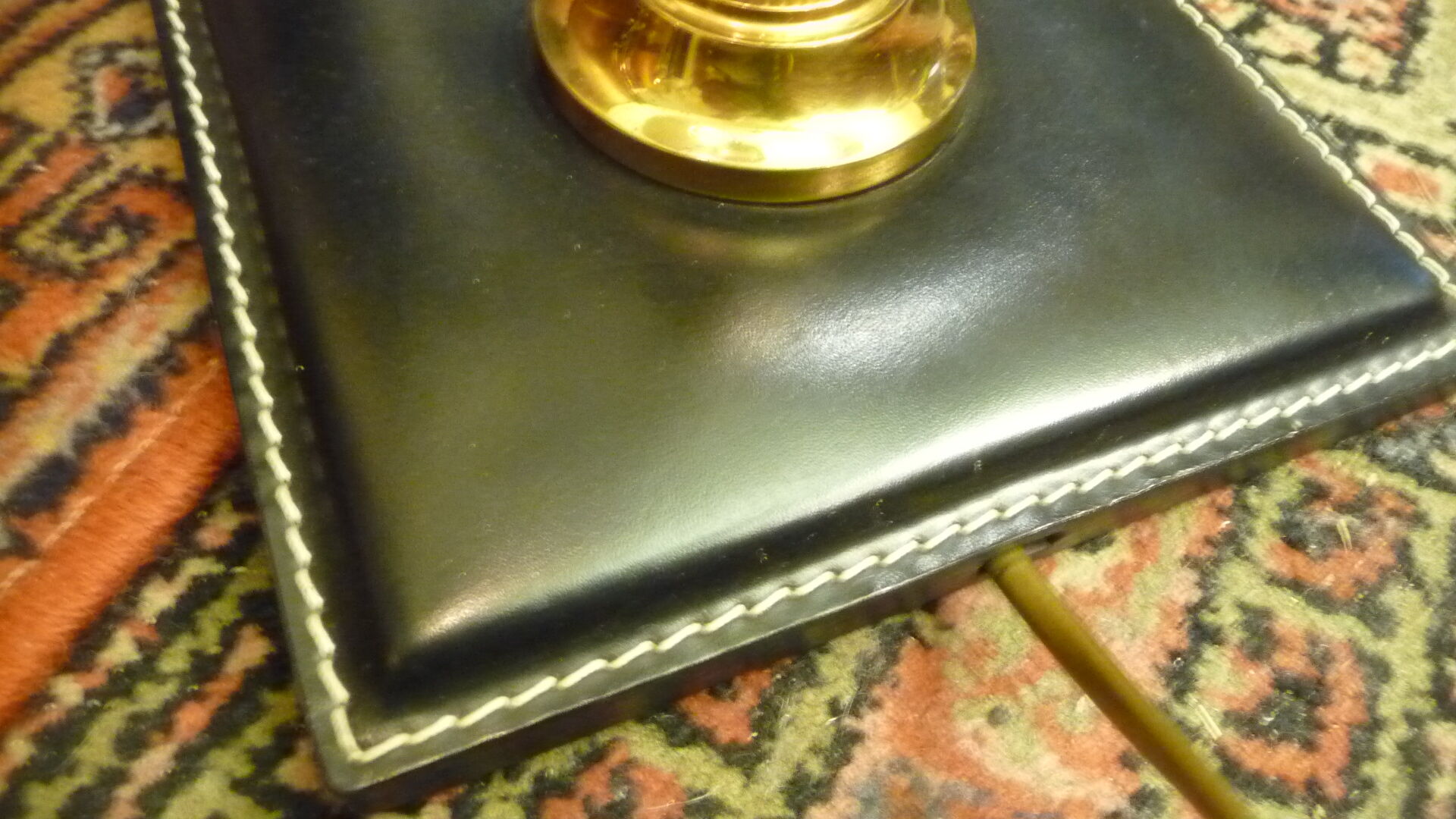 Lampe cuir et métal vintage