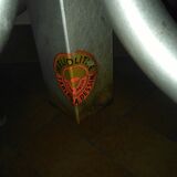Heliolithe cartoonist's stool