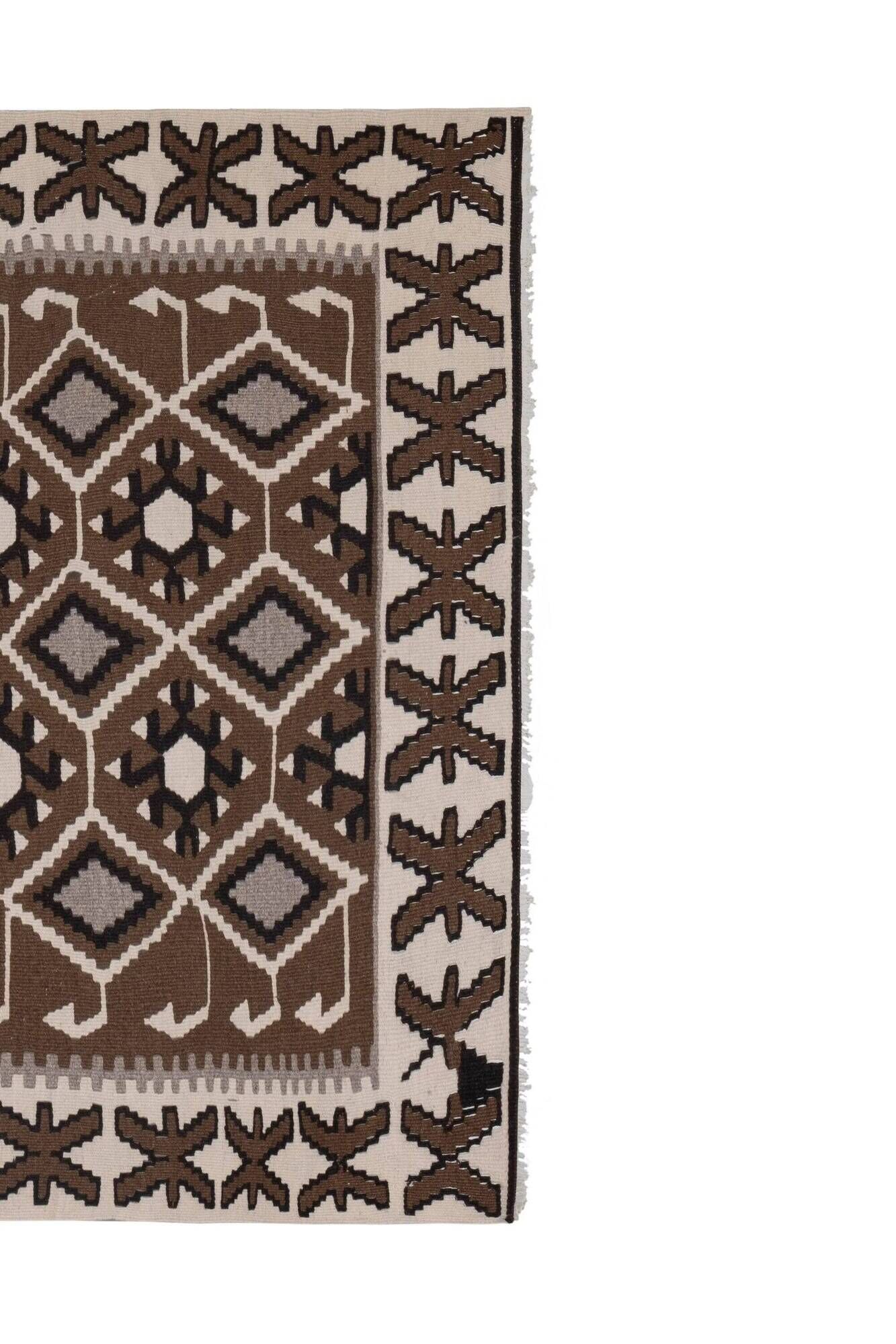 Vintage Turkish kilim, handwoven, 118x140 cm.