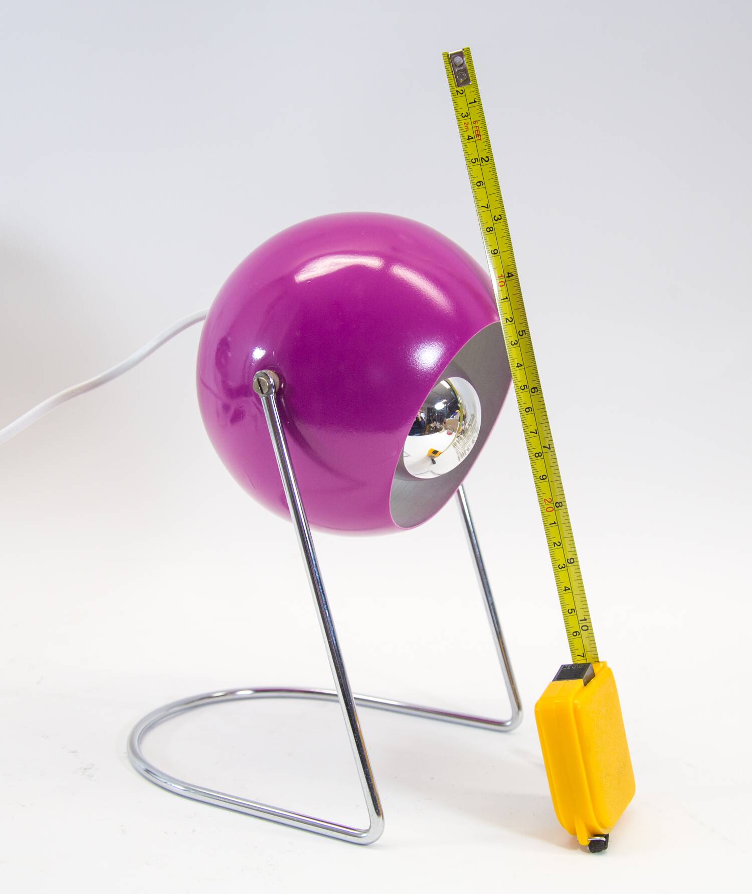 Space-age table lamp | purple and chrome | Vintage 70's