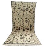 Moroccan Berber rug 305x136cm