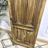 Small Parisian wardrobe