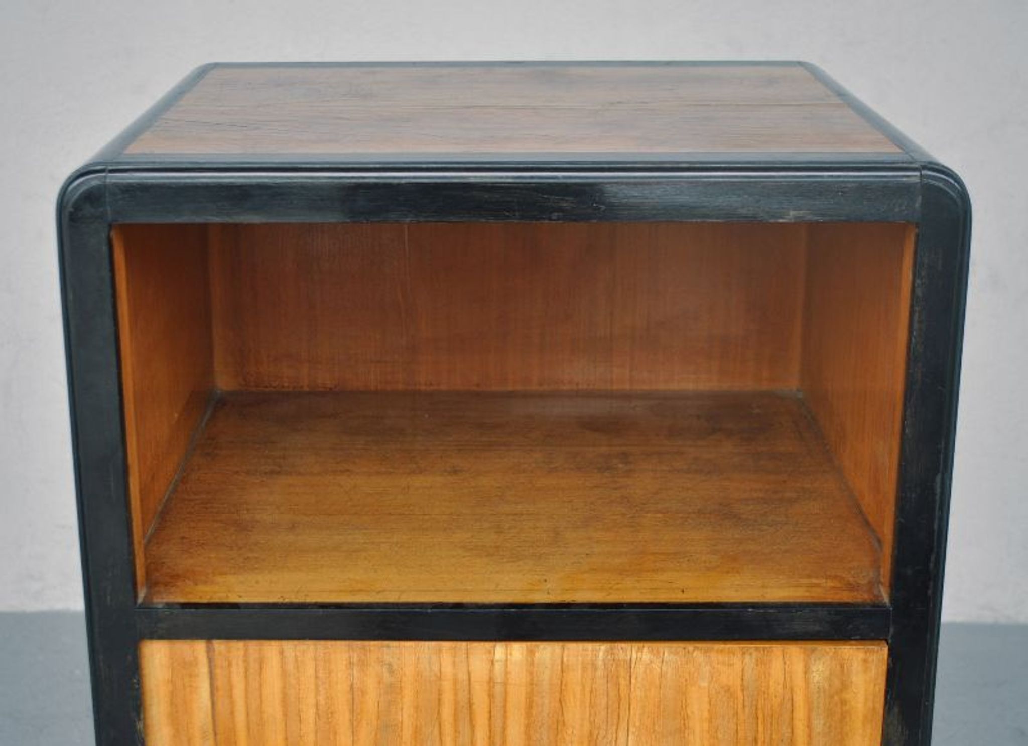 Bahut haut Art déco 1930 cartouche ébène