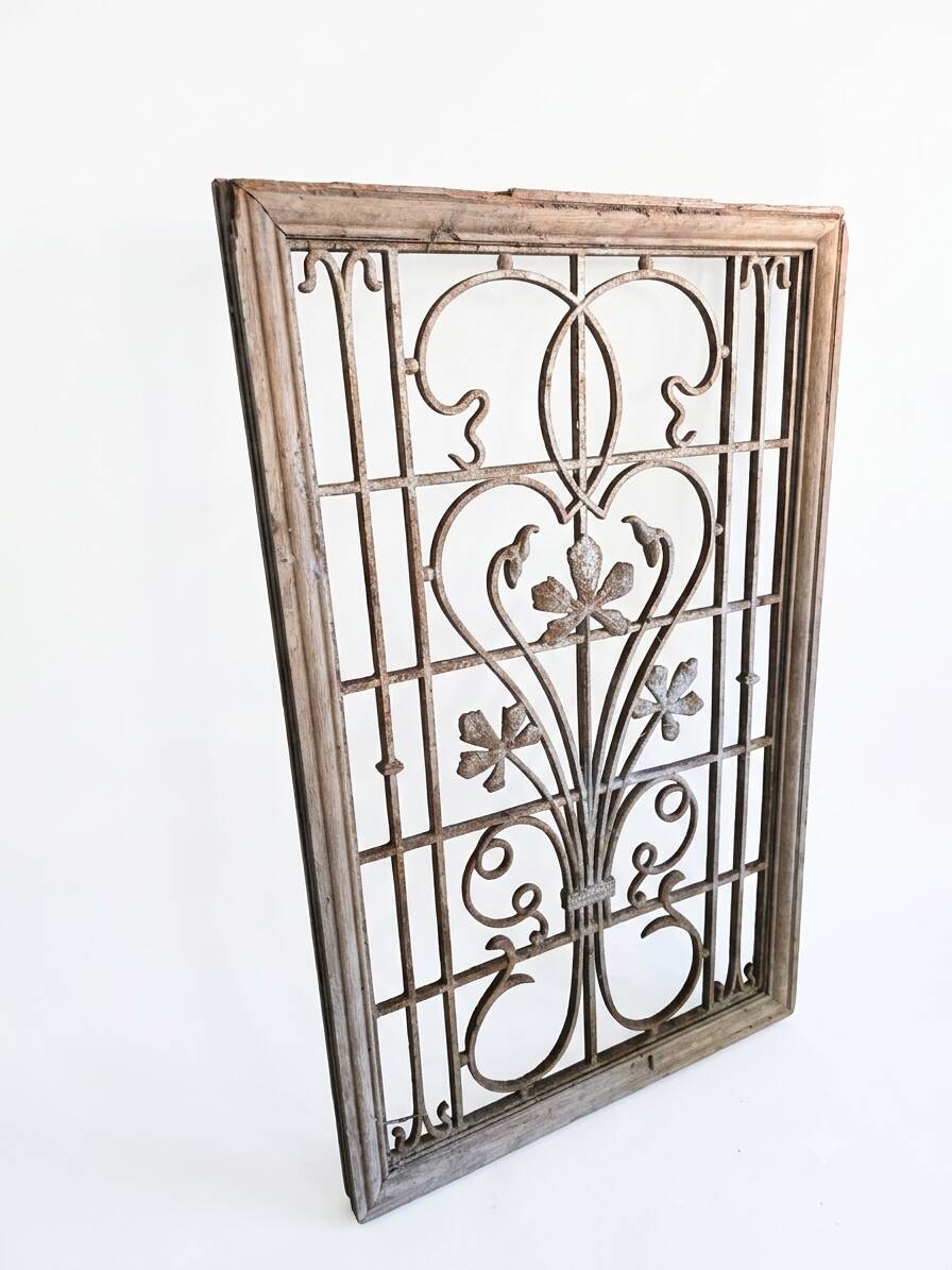 Art Nouveau cast iron grille from the 1900s.