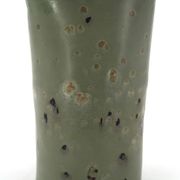 Organic sculptural accent lamp in green ceramic