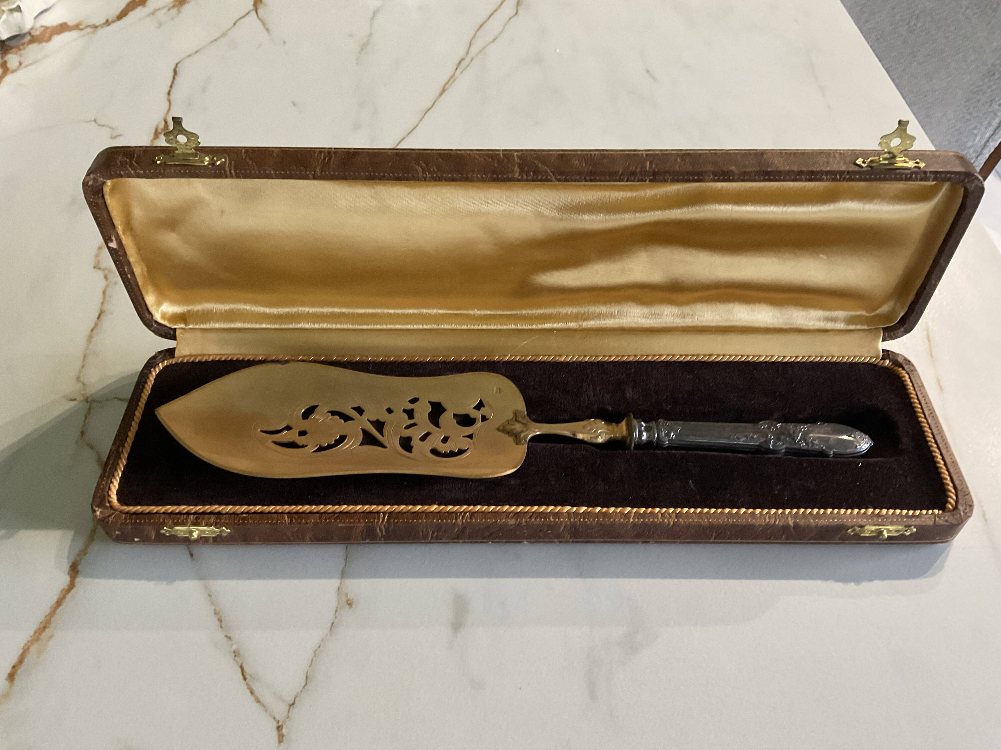 Pie server Art Nouveau