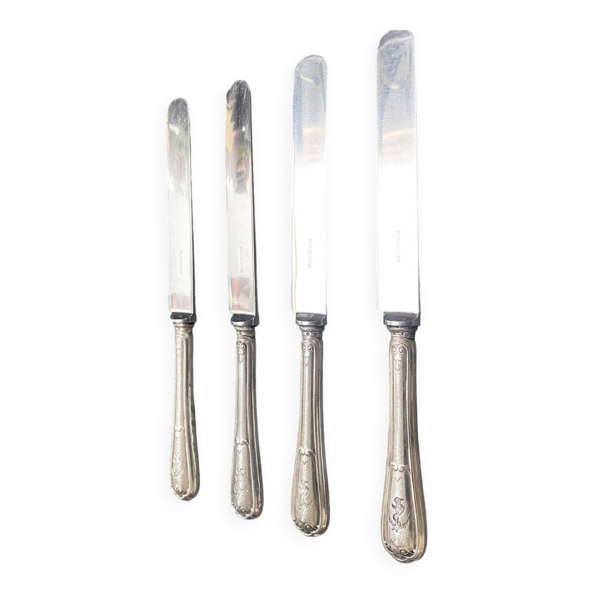 4 couteaux anciens gravés Christofle