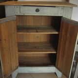 Buffet ancien patiné