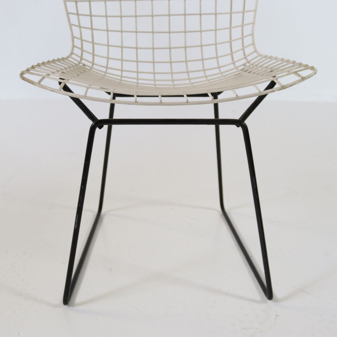Harry Bertoia model 240 wire chair Knoll