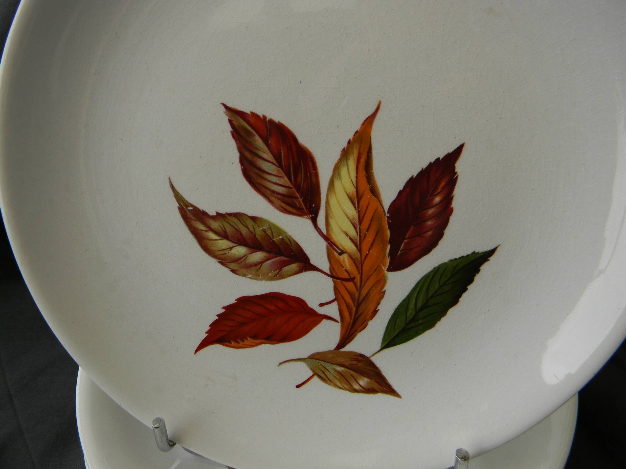 Set of 8 dessert plates in earthenware from ORCHIES. Model Underwood.