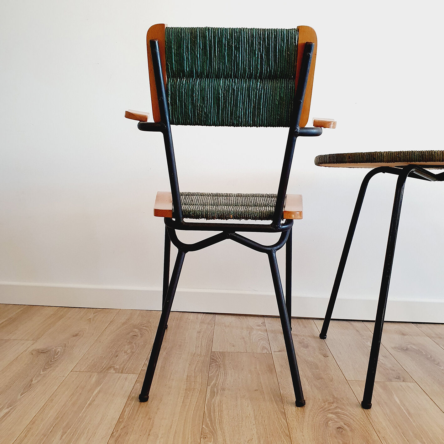 Pair of armchairs and vintage coffee table straw, wood and metal
