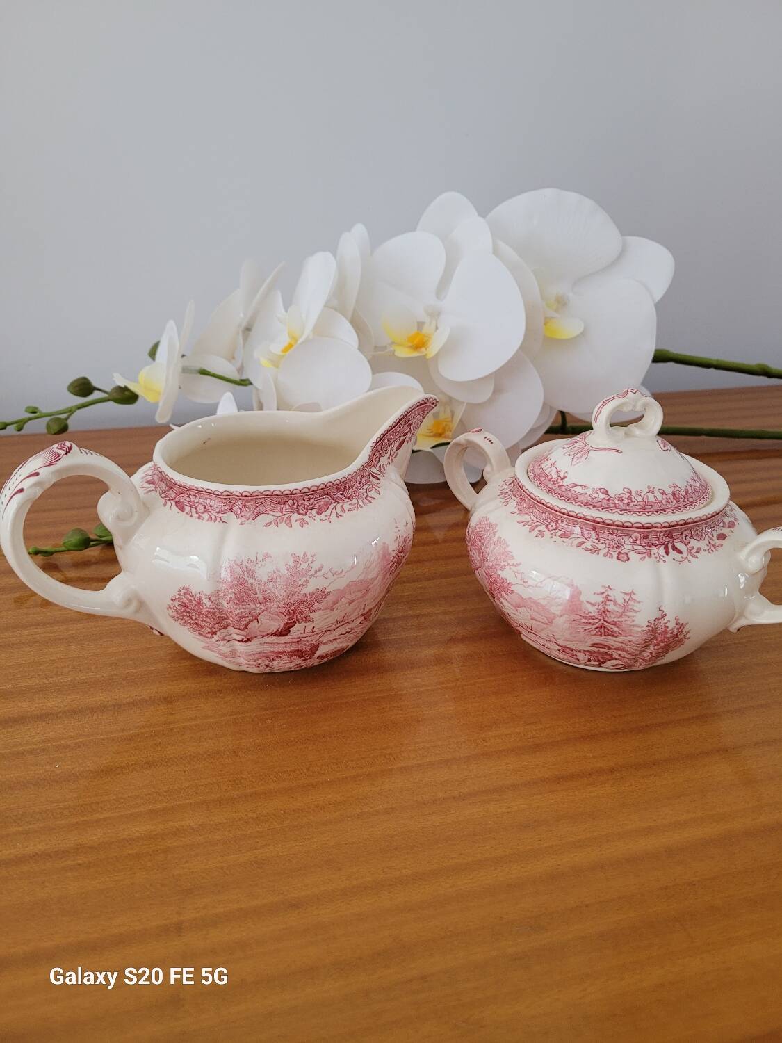 Villeroy Boch Burgenland porcelain, sugar bowl and milk jug