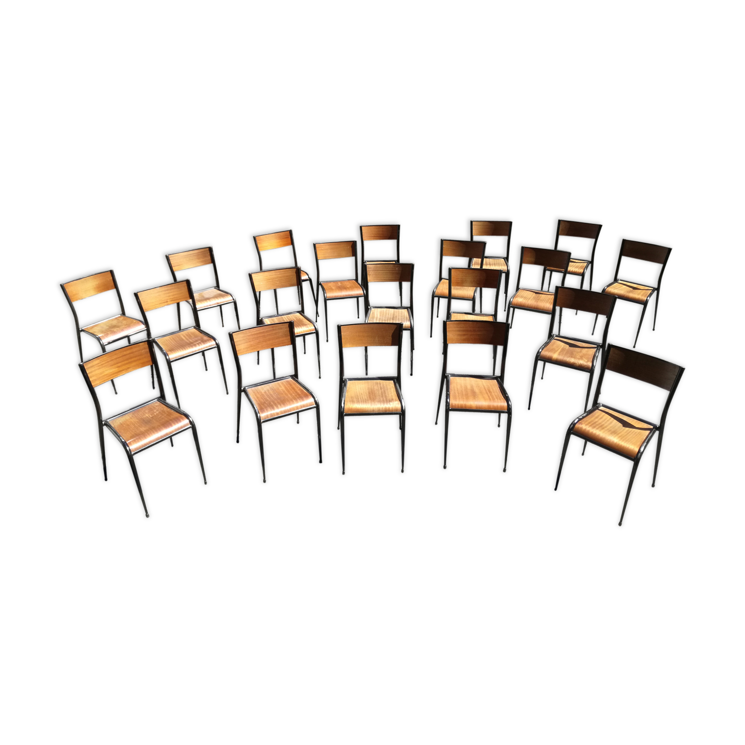 Lot of 20 school chairs