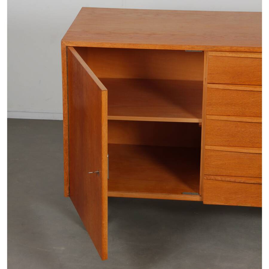 Commode en bois produite par Drevozpracujici podnik, 1960