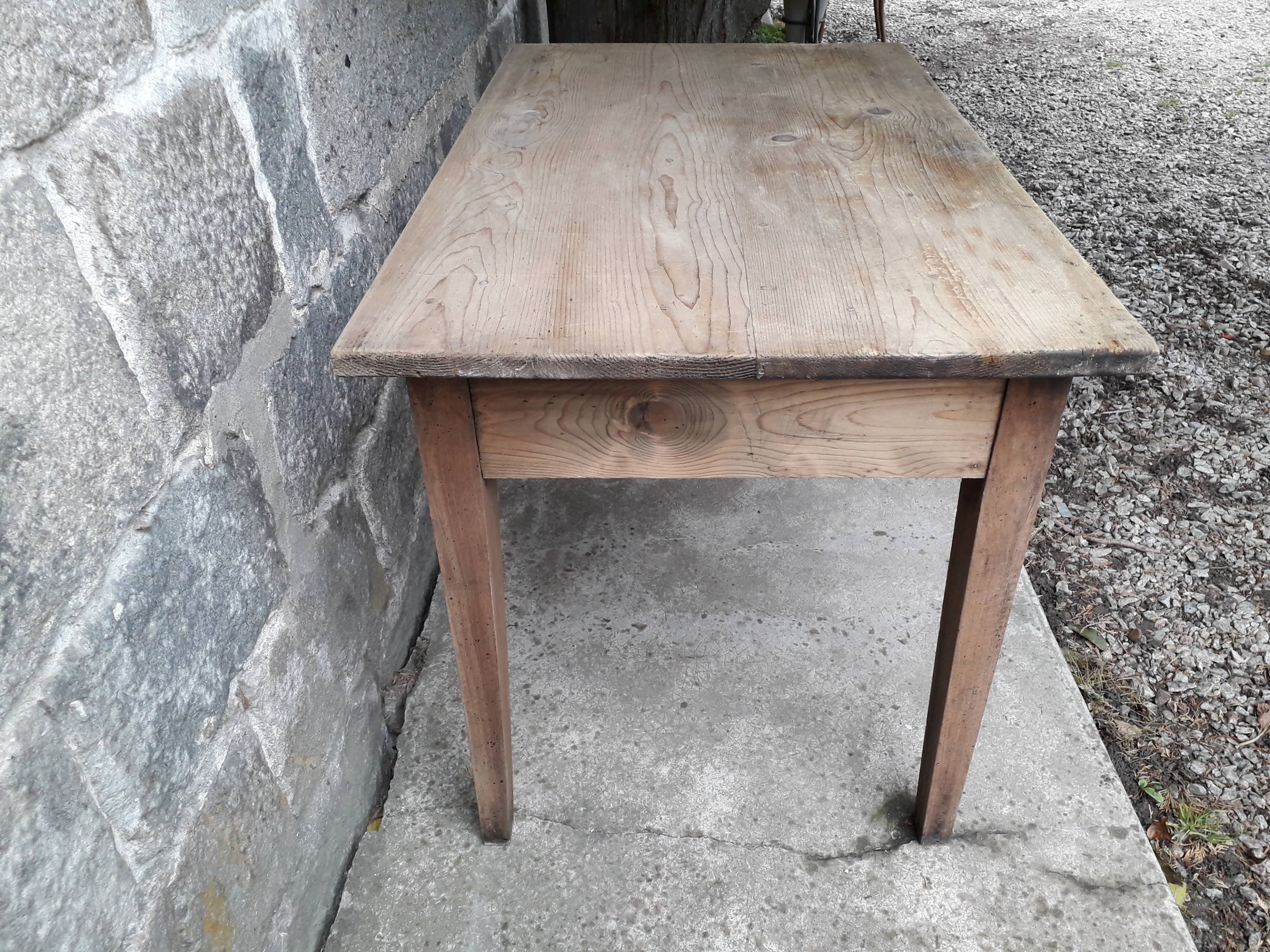 Rustic farmhouse table 115 cm