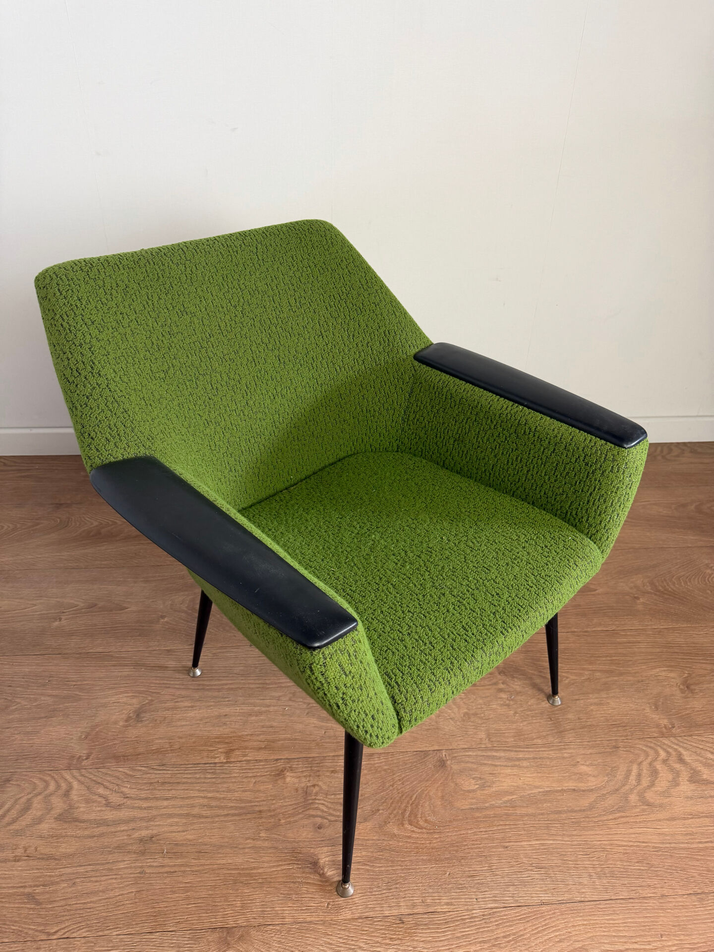 Green cocktail armchair RDA