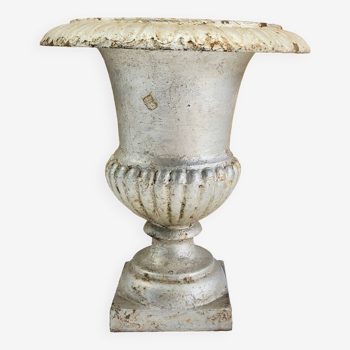Medici vase cast iron 19th century