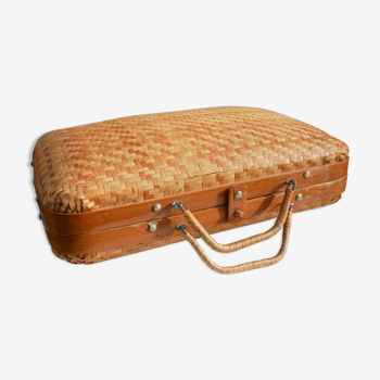 Valise en osier vintage