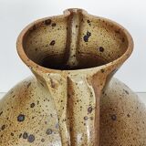 Sandstone pitcher