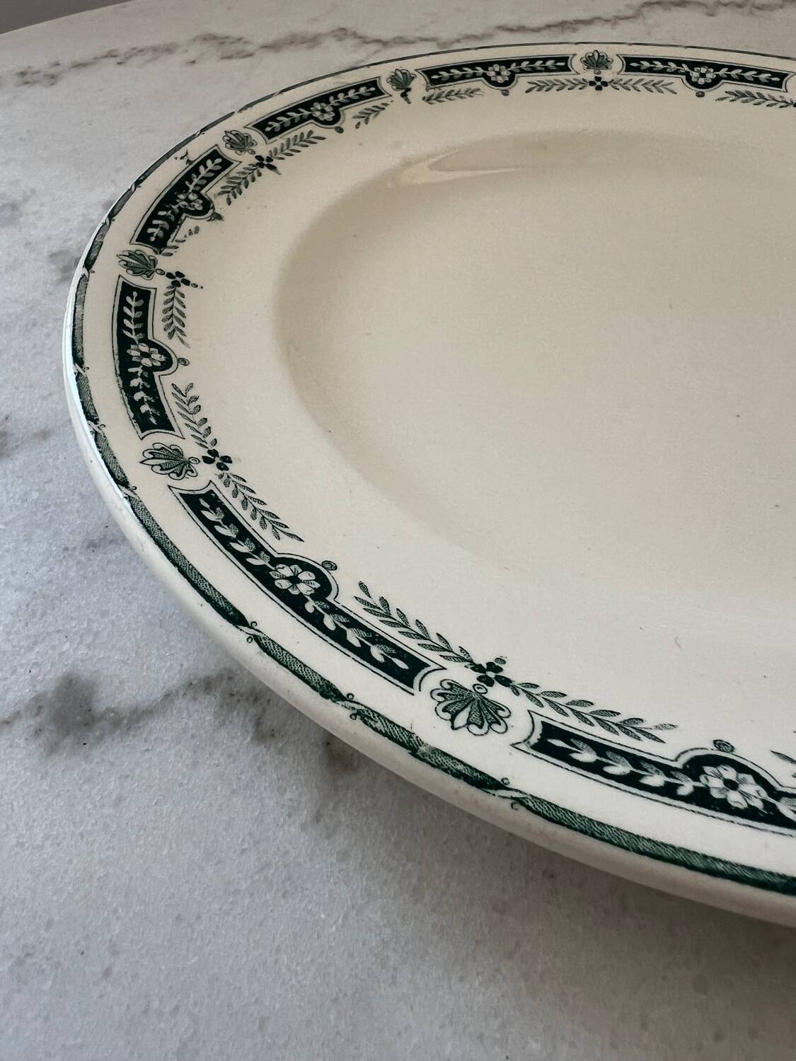 Longwy Earthenware Flat Plate - Josette Model