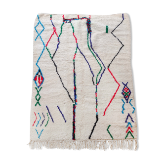 Tapis berbère marocain azilal écru à motifs colorés 232x162cm