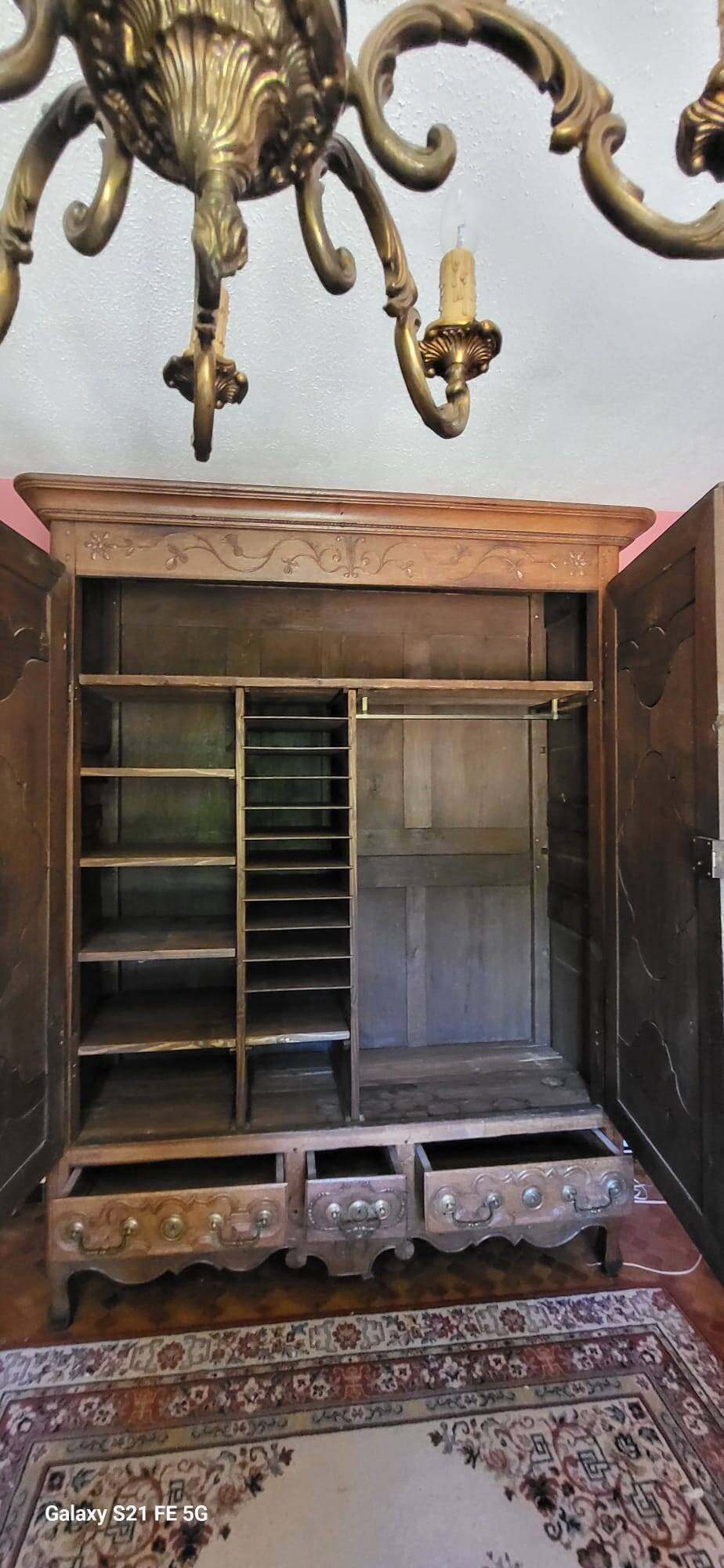 Lorraine wardrobe in solid oak from 1850