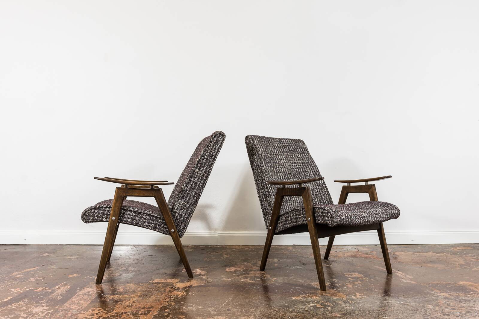 Pair of armchairs by Jaroslav Šmídek, TON, Czechoslovakia, 1960s