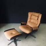 Set of Mid-Century Modern Leather Lounge Chair and Ottoman, Germany, 1960s