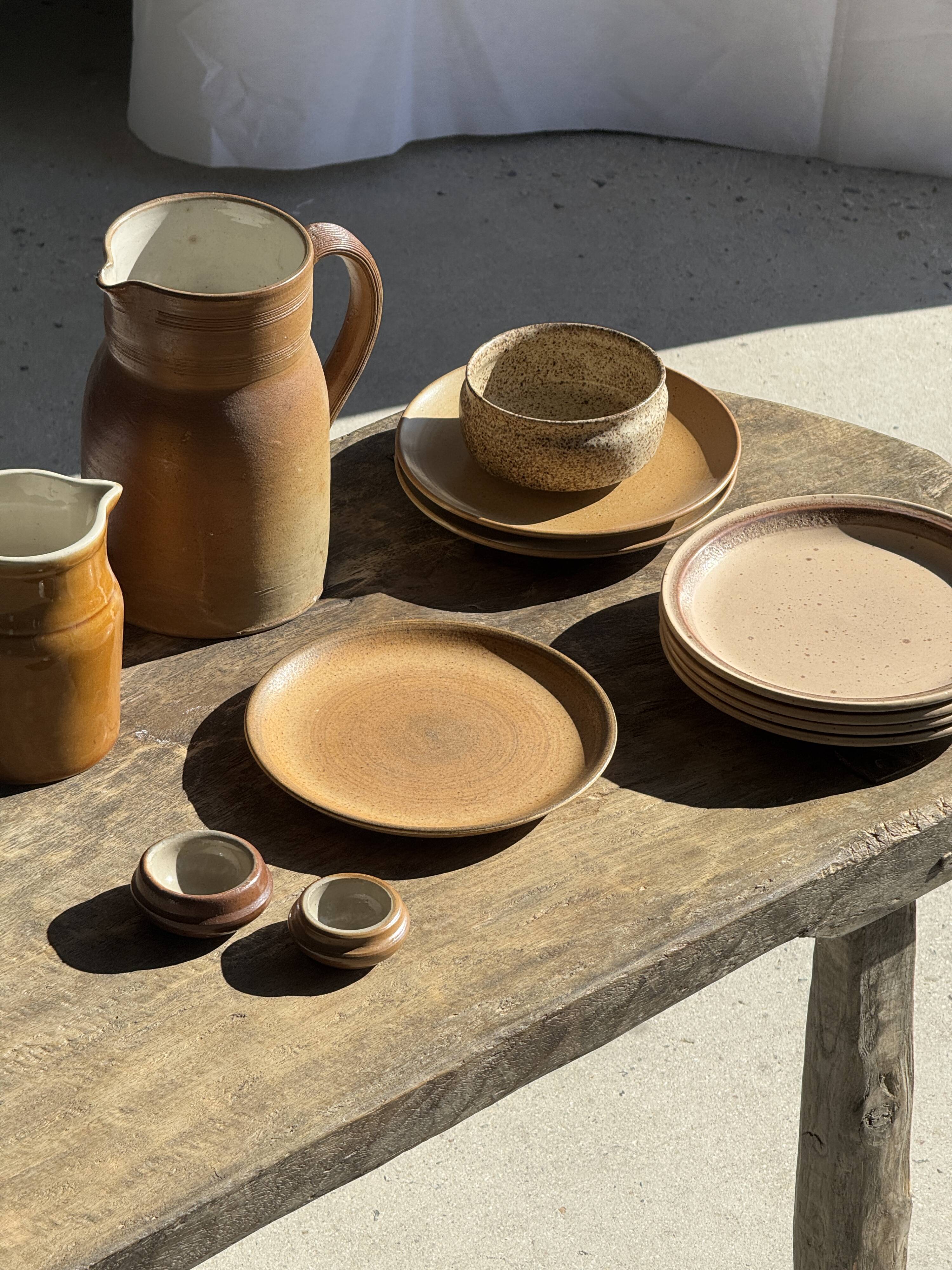 Lot de 4 assiettes à dessert en grès beige liseré brun Sarreguemines grès