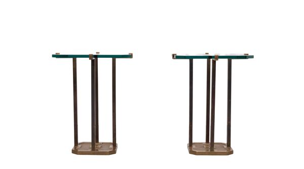 Éblouissant ensemble de tables d'appoint Peter Ghyczy T18 des années 1970.