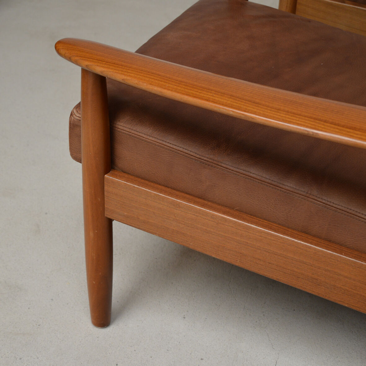Pair of Danish armchairs in teak and leather, 1960