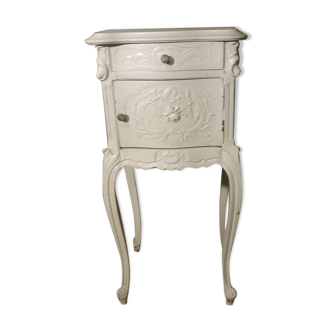Ancient bedside