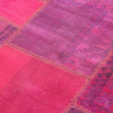 Hand-knotted turkish vintage 180 cm x 236 cm pink patchwork carpet