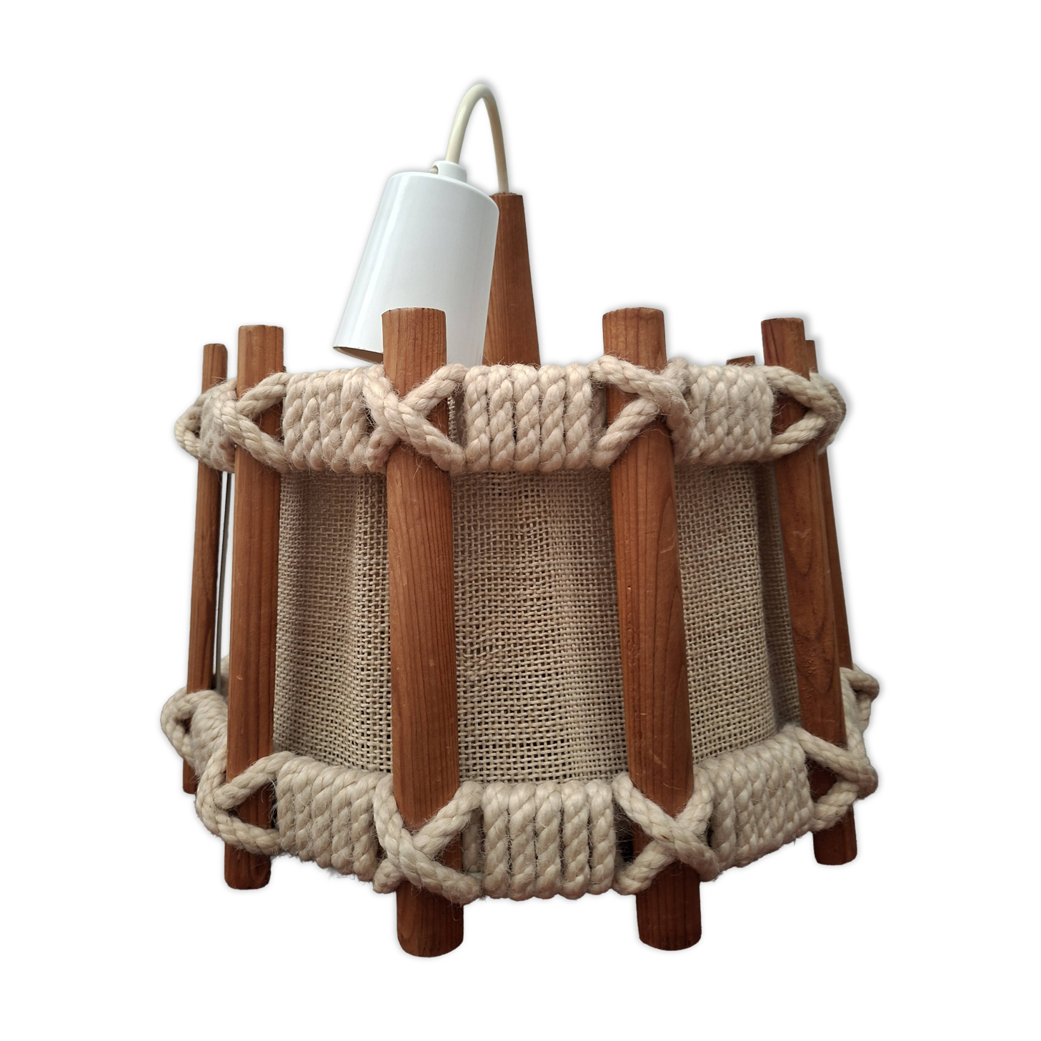 Scandinavian suspension in braided rope