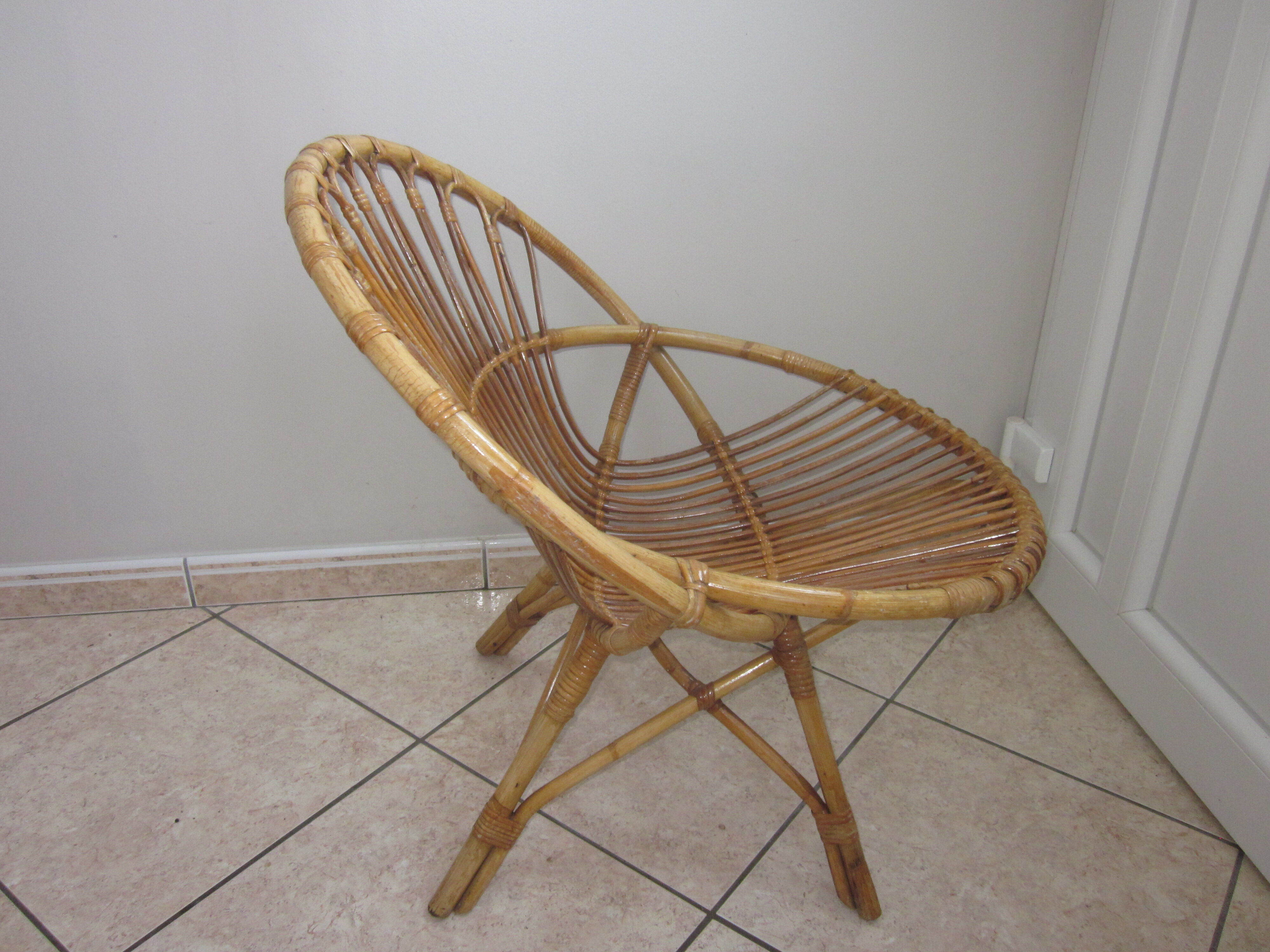Adult rattan shell armchair from the years 60-70