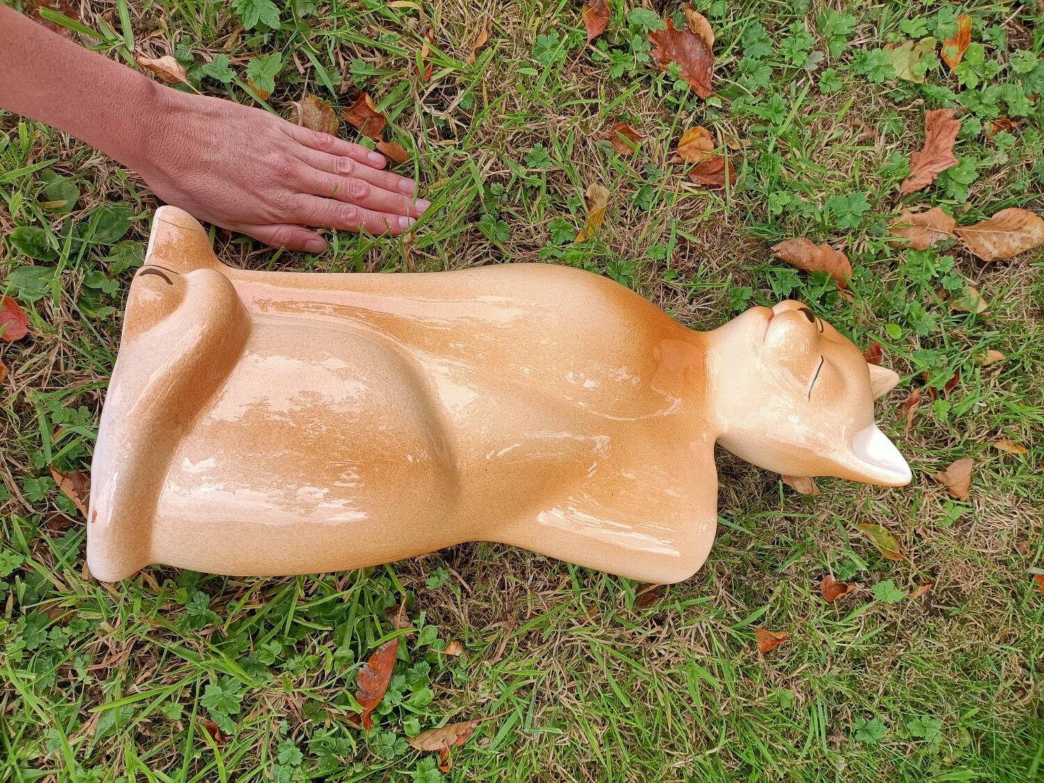 Ceramic cat umbrella stand