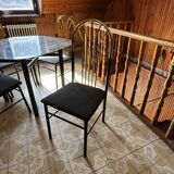 Table et 4 chaises en laiton et bois noir, années 1970
