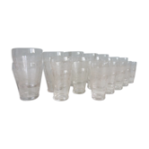 32 antique glasses engraved with Friezes of Arabic and spirals