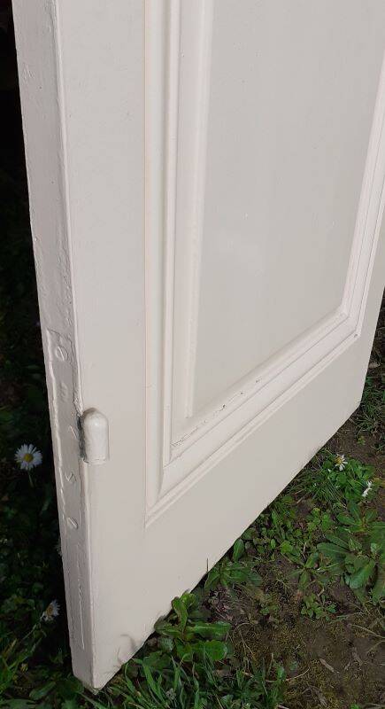 Pair of old cupboard doors h200x60cm each