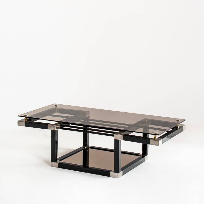 Table basse attribuée à Romeo Rega. Fer et verre fumé – France, années 1980