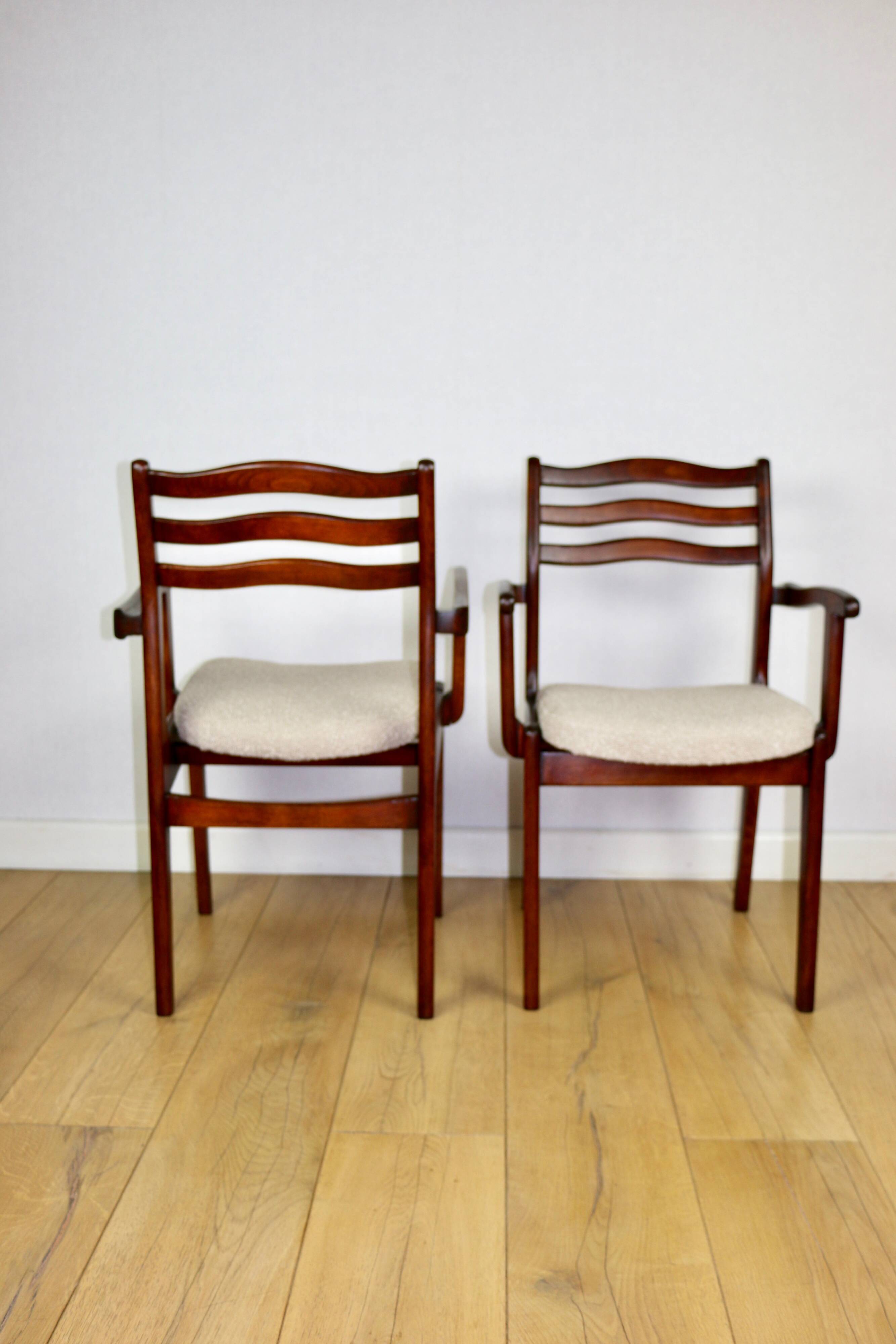 Office chairs vintage beige boucle - set of 3